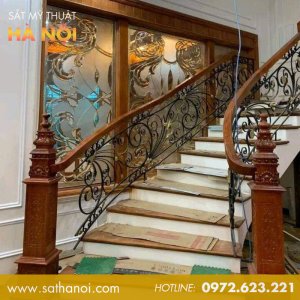 Cầu Thang Sắt Mỹ Thuật CTS-15